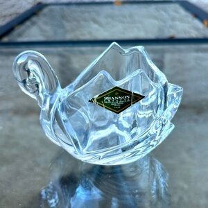 ⭐️Shannon Crystal Swan 🦢